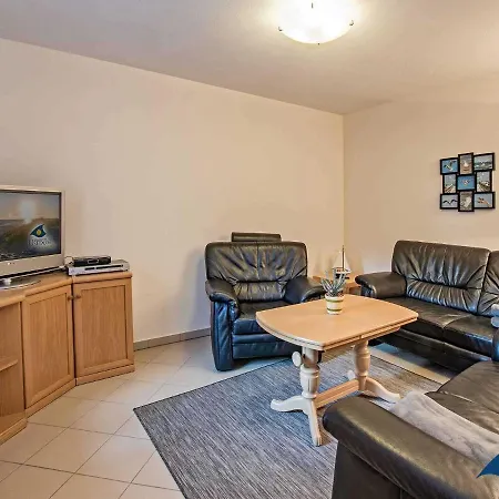 Melle 2 Apartment Ostseebad Kölpinsee