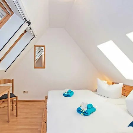 Melle 2 Apartment Ostseebad Kölpinsee